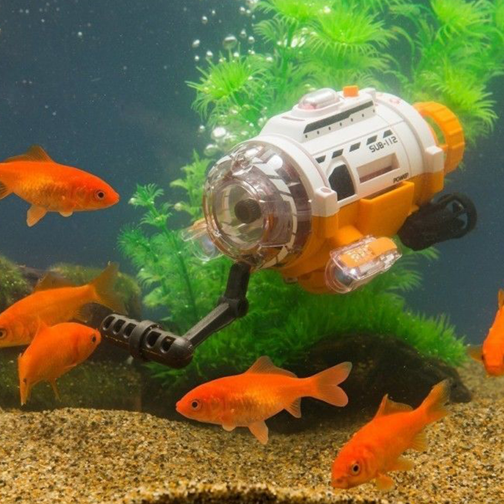 Cámara-de-vídeo-submarina-bajo-el-agua