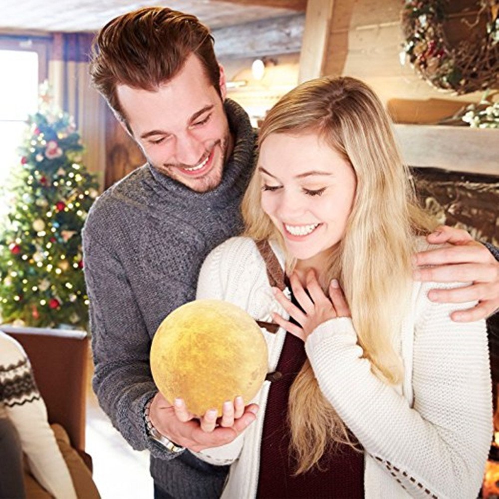 Lámpara de noche con forma de luna 8